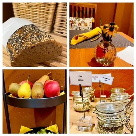 Curuna Pensiun-fruehstueckspension