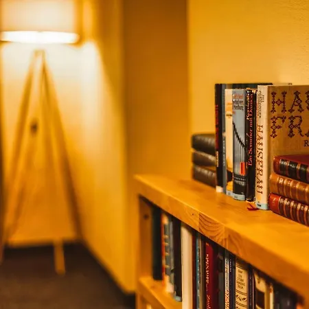 Curuna Pensiun-fruehstueckspension 2* 施库尔