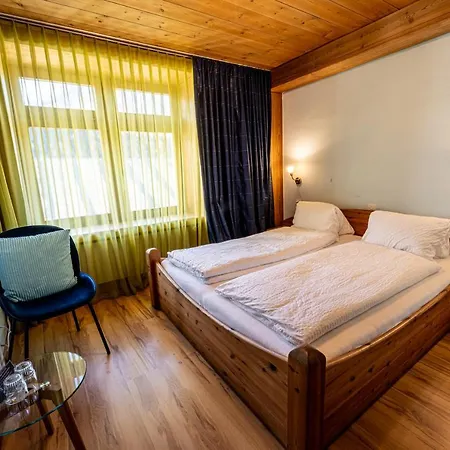 Hotel Curuna Hotel-garni Scuol