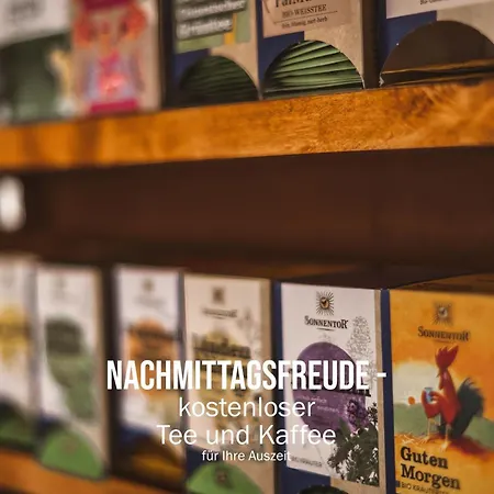 Curuna Pensiun-fruehstueckspension 酒店 2*