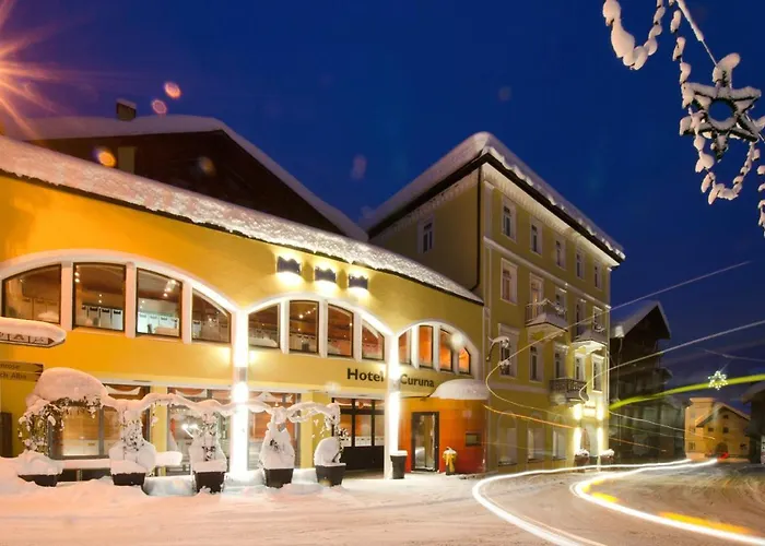 Curuna Pensiun-Fruehstueckspension Hotel Scuol