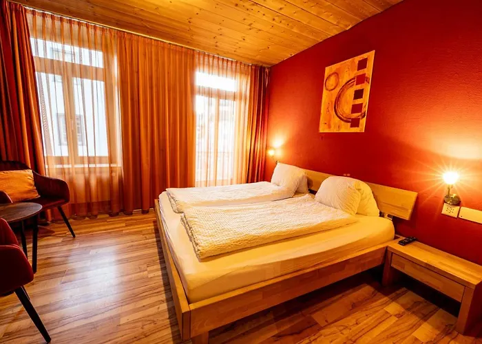 Hotel Curuna Pensiun-Fruehstueckspension