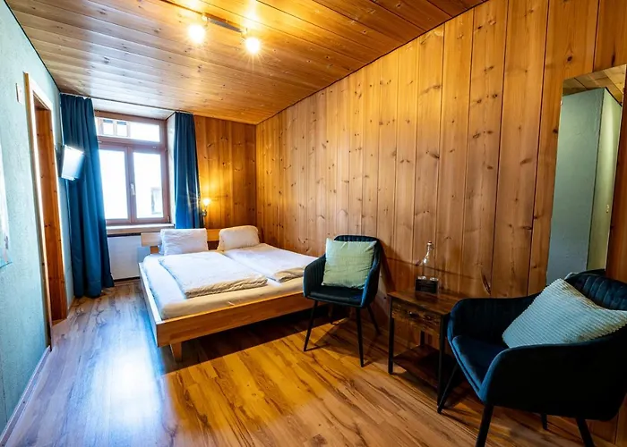 Curuna Pensiun-Fruehstueckspension 2*