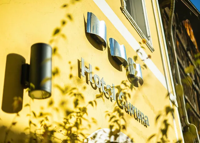 Curuna Pensiun-Fruehstueckspension Hotel Scuol